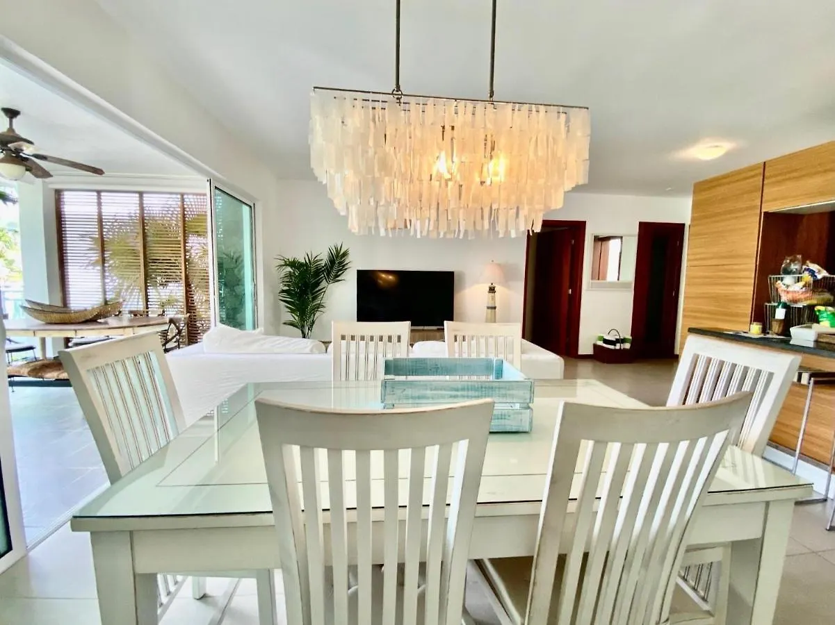 Stunning Beachfront Condo With Private Beach, Las Terrenas-El Limon Dominicaanse Republiek
